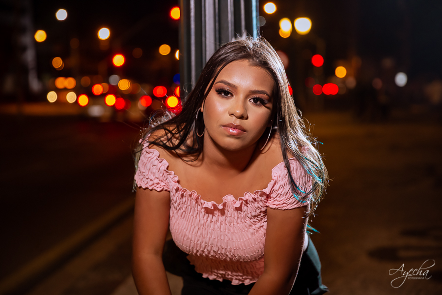 Ensaio urbano; Ensaio em Curitiba; 15 anos curitiba; debutantes curitiba; ensaio de debutante curitiba; debutantes piraquara; pinhais; melhores fotógrafos de curitiba; praça nossa senhora de salete; ensaio por do sol; deborah ayecha fotografia