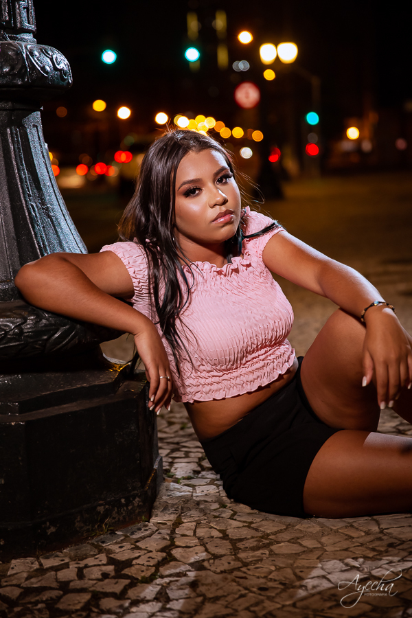 Ensaio urbano; Ensaio em Curitiba; 15 anos curitiba; debutantes curitiba; ensaio de debutante curitiba; debutantes piraquara; pinhais; melhores fotógrafos de curitiba; praça nossa senhora de salete; ensaio por do sol; deborah ayecha fotografia