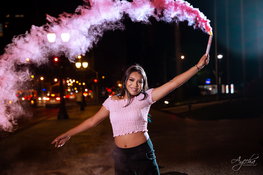 Ensaio urbano; Ensaio em Curitiba; 15 anos curitiba; debutantes curitiba; ensaio de debutante curitiba; debutantes piraquara; pinhais; melhores fotógrafos de curitiba; praça nossa senhora de salete; ensaio por do sol; deborah ayecha fotografia