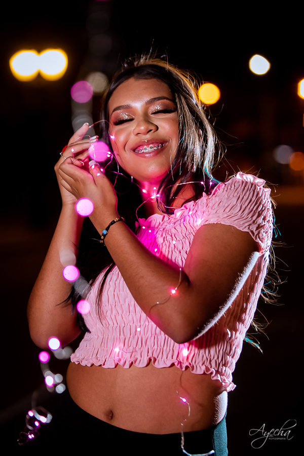 Ensaio urbano; Ensaio em Curitiba; 15 anos curitiba; debutantes curitiba; ensaio de debutante curitiba; debutantes piraquara; pinhais; melhores fotógrafos de curitiba; praça nossa senhora de salete; ensaio por do sol; deborah ayecha fotografia