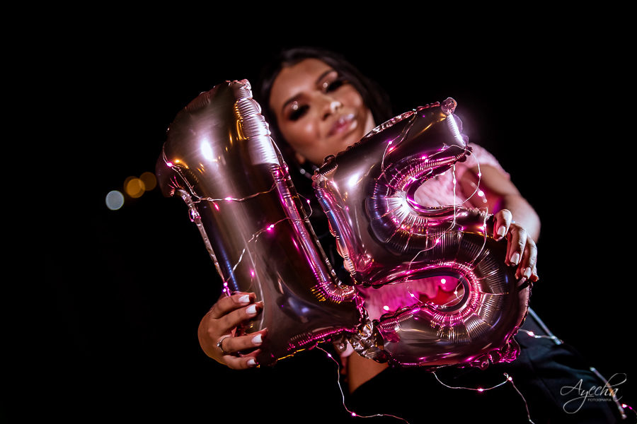 Ensaio urbano; Ensaio em Curitiba; 15 anos curitiba; debutantes curitiba; ensaio de debutante curitiba; debutantes piraquara; pinhais; melhores fotógrafos de curitiba; praça nossa senhora de salete; ensaio por do sol; deborah ayecha fotografia