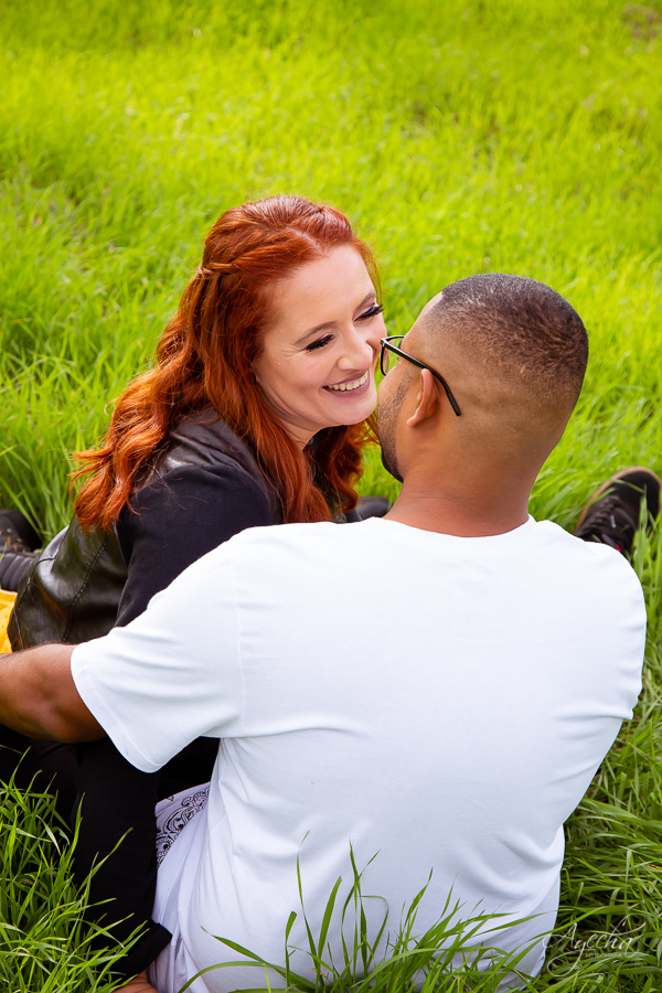 Ensaio no campo; ensaio com caminhão; scania; chácara nogarotto; ateliê marjô schastai, chácaras para ensaio curitiba; ensaio agro; pré wedding; fotógrafos de casamento; idéias para ensaio de casal; ensaio de casamento; 