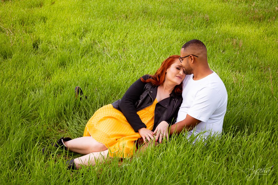 Ensaio no campo; ensaio com caminhão; scania; chácara nogarotto; ateliê marjô schastai, chácaras para ensaio curitiba; ensaio agro; pré wedding; fotógrafos de casamento; idéias para ensaio de casal; ensaio de casamento; 