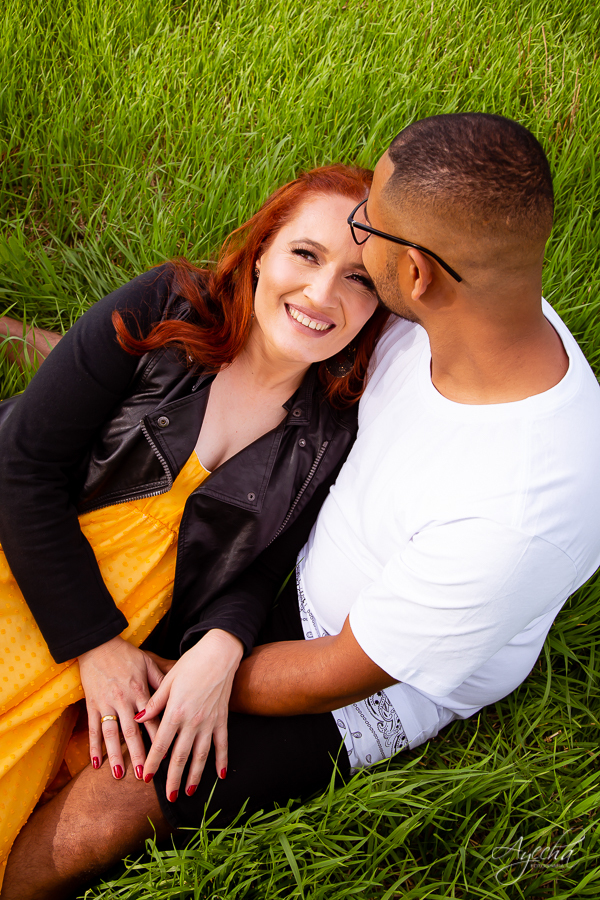 Ensaio no campo; ensaio com caminhão; scania; chácara nogarotto; ateliê marjô schastai, chácaras para ensaio curitiba; ensaio agro; pré wedding; fotógrafos de casamento; idéias para ensaio de casal; ensaio de casamento;  ensaio fotográfico plantação