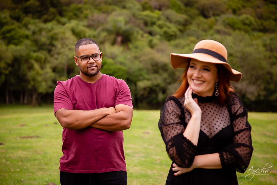 Ensaio no campo; ensaio com caminhão; scania; chácara nogarotto; ateliê marjô schastai, chácaras para ensaio curitiba; ensaio agro; pré wedding; fotógrafos de casamento; idéias para ensaio de casal; ensaio de casamento;  ensaio fotográfico plantação