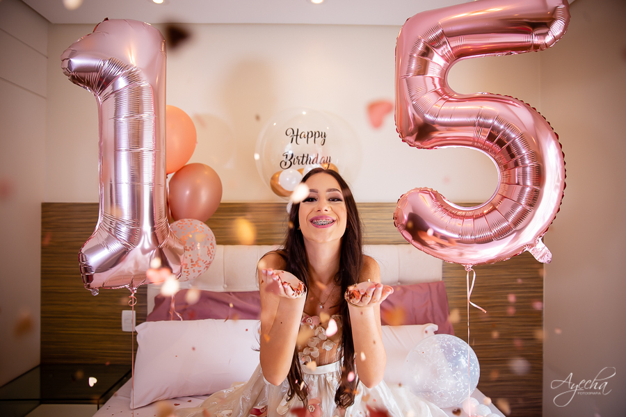 ensaio de 15 anos curitiba; ensaios em casa; ensaio no parque tanguá; melhores fotógrafos de curitiba; debutantes; xv anos; ensaio fotográfico; fotos de xv anos; book 15 anos; ângela gramazzio; vestidos de debutante; baile de debutante; 