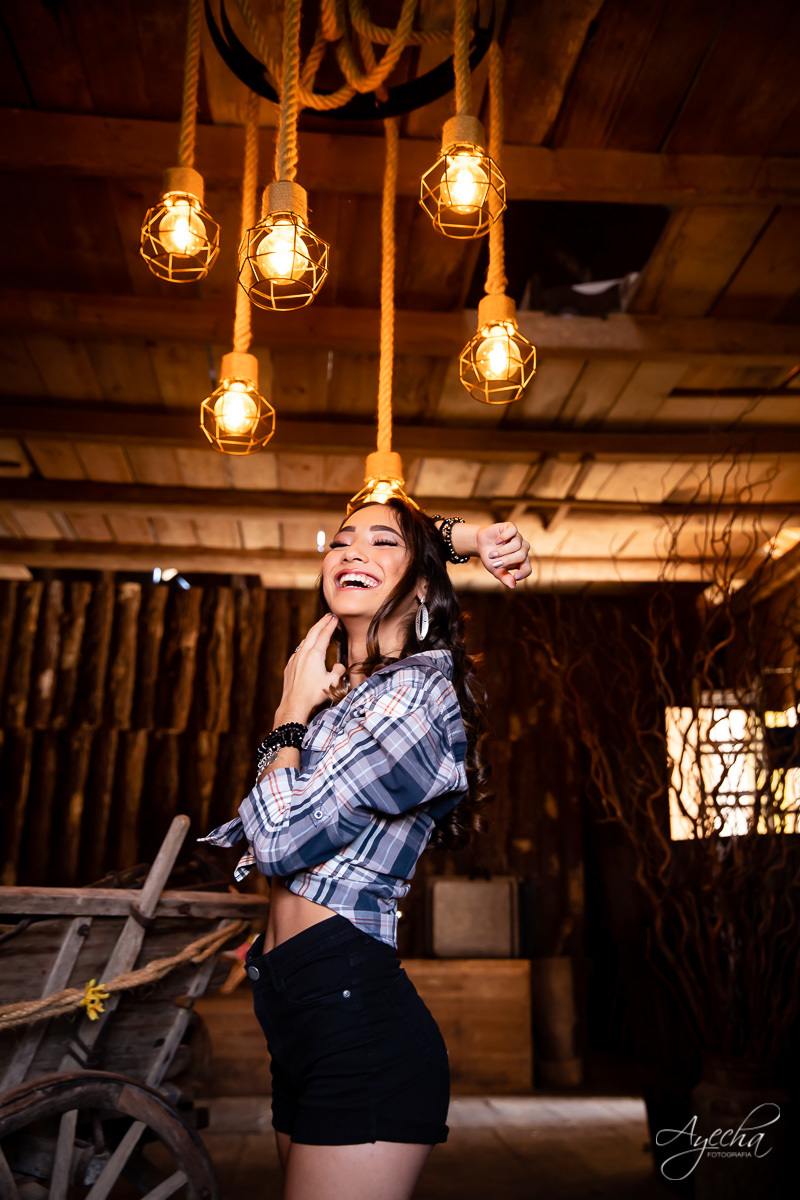 15 anos curitiba; ensaio 15 anos; ensaio debutante; book 15 anos; chácara ienkot; 15 anos urbano; 15 anos romantico; debutante street; chacara para ensaios; vestido debutante; 