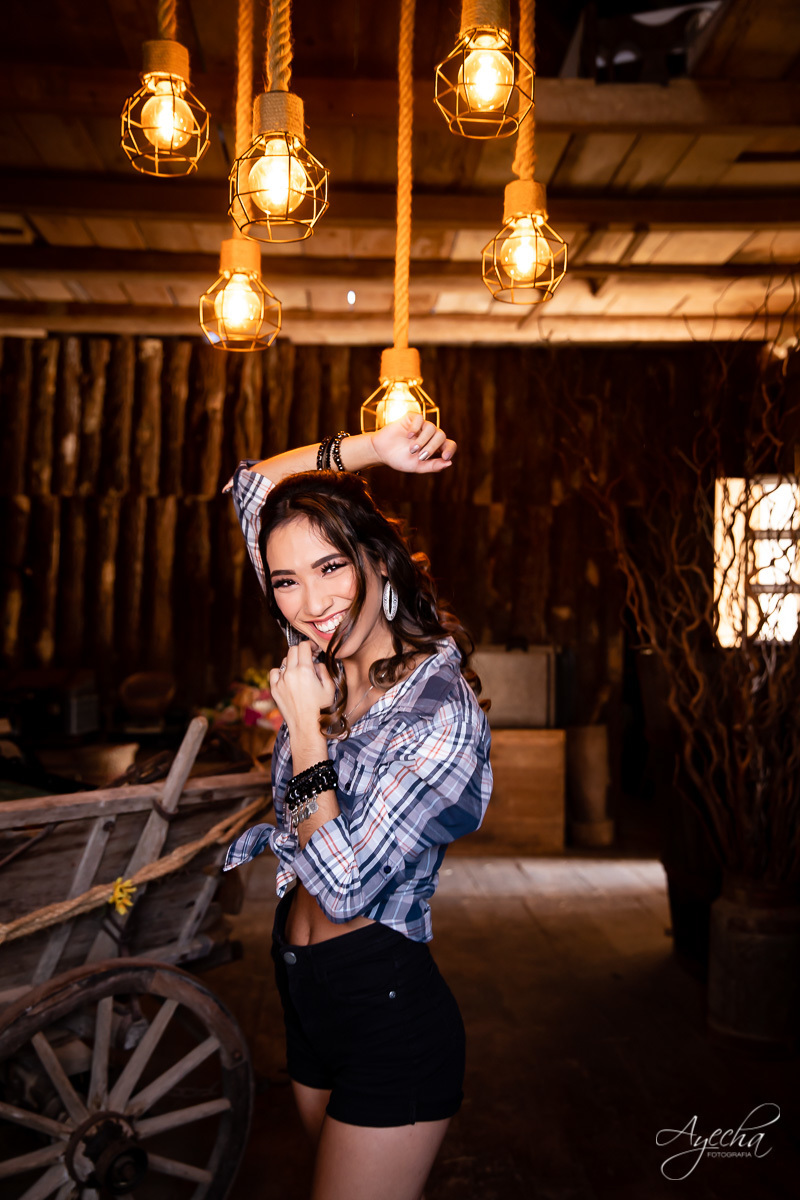 15 anos curitiba; ensaio 15 anos; ensaio debutante; book 15 anos; chácara ienkot; 15 anos urbano; 15 anos romantico; debutante street; chacara para ensaios; vestido debutante; 