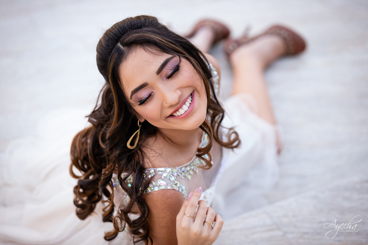 15 anos curitiba; ensaio 15 anos; ensaio debutante; book 15 anos; chácara ienkot; 15 anos urbano; 15 anos romantico; debutante street; chacara para ensaios; vestido debutante; 