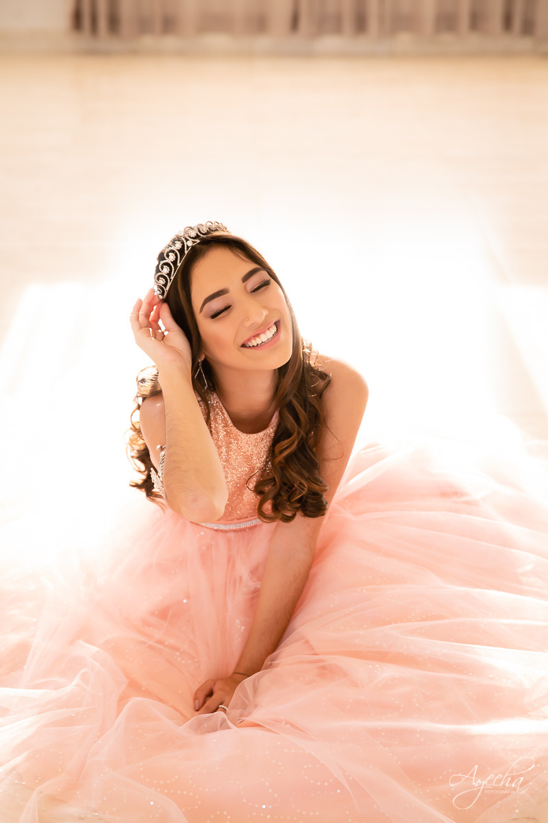 15 anos curitiba; ensaio 15 anos; ensaio debutante; book 15 anos; chácara ienkot; 15 anos urbano; 15 anos romantico; debutante street; chacara para ensaios; vestido debutante; festa 5 anos; pinterest; tumbler; 