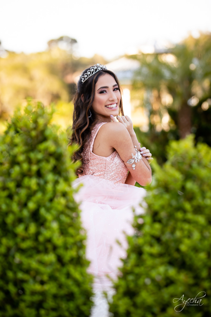 15 anos curitiba; ensaio 15 anos; ensaio debutante; book 15 anos; chácara ienkot; 15 anos urbano; 15 anos romantico; debutante street; chacara para ensaios; vestido debutante; festa 5 anos; pinterest; tumbler; 