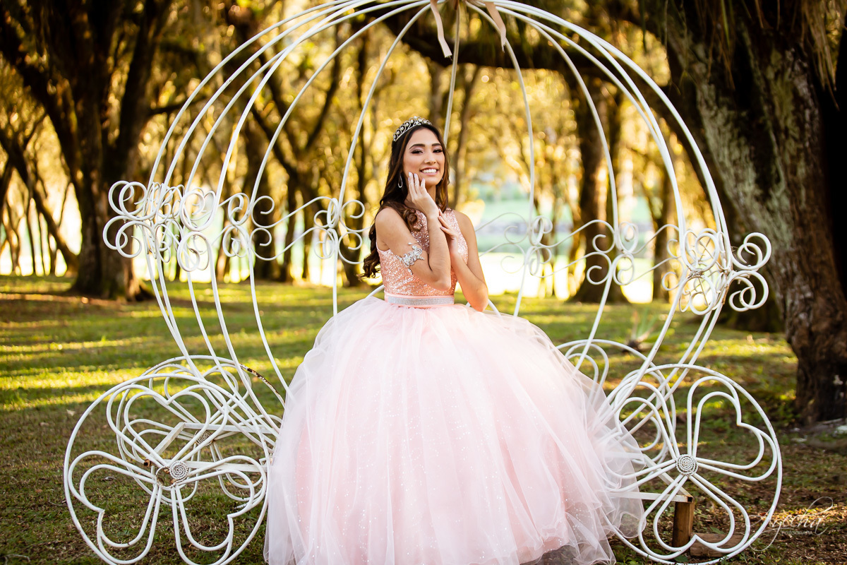 15 anos curitiba; ensaio 15 anos; ensaio debutante; book 15 anos; chácara ienkot; 15 anos urbano; 15 anos romantico; debutante street; chacara para ensaios; vestido debutante; festa 5 anos; pinterest; tumbler; 