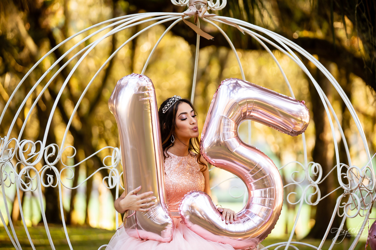 15 anos curitiba; ensaio 15 anos; ensaio debutante; book 15 anos; chácara ienkot; 15 anos urbano; 15 anos romantico; debutante street; chacara para ensaios; vestido debutante; festa 5 anos; pinterest; tumbler; 