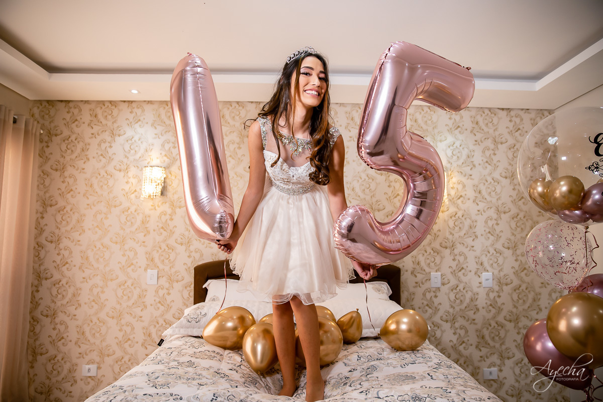 15 anos curitiba; ensaio 15 anos; ensaio debutante; book 15 anos; chácara ienkot; 15 anos urbano; 15 anos romantico; debutante street; chacara para ensaios; vestido debutante; festa 5 anos; pinterest; tumbler; balões; 