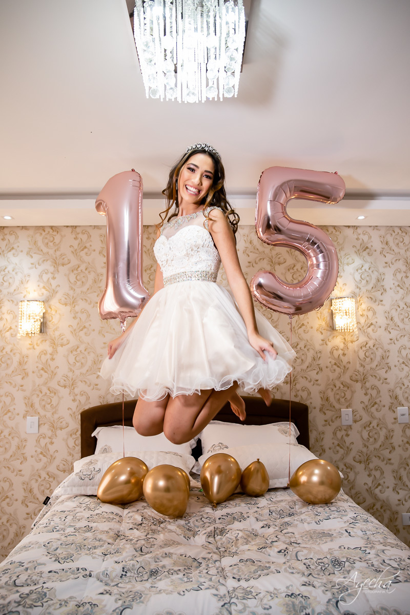 15 anos curitiba; ensaio 15 anos; ensaio debutante; book 15 anos; chácara ienkot; 15 anos urbano; 15 anos romantico; debutante street; chacara para ensaios; vestido debutante; festa 5 anos; pinterest; tumbler; balões; 