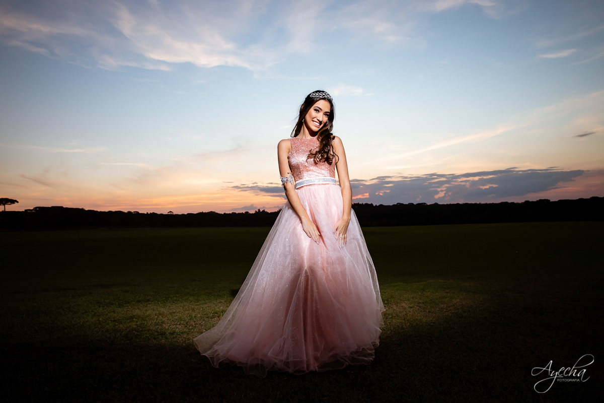15 anos curitiba; ensaio 15 anos; ensaio debutante; book 15 anos; chácara ienkot; 15 anos urbano; 15 anos romantico; debutante street; chacara para ensaios; vestido debutante; festa 5 anos; pinterest; tumbler; balões; 