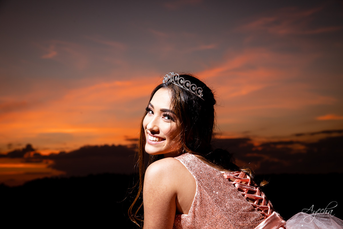 15 anos curitiba; ensaio 15 anos; ensaio debutante; book 15 anos; chácara ienkot; 15 anos urbano; 15 anos romantico; debutante street; chacara para ensaios; vestido debutante; festa 5 anos; pinterest; tumbler; balões; 