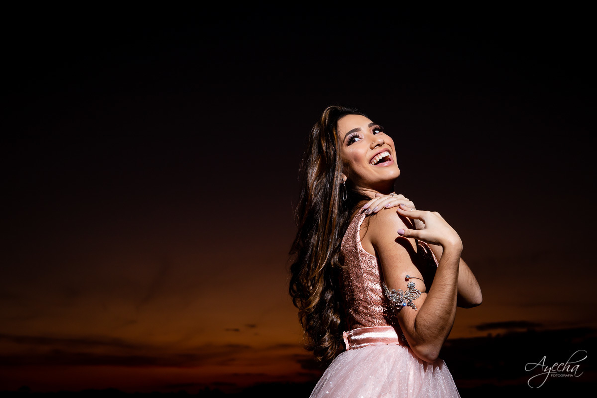 15 anos curitiba; ensaio 15 anos; ensaio debutante; book 15 anos; chácara ienkot; 15 anos urbano; 15 anos romantico; debutante street; chacara para ensaios; vestido debutante; festa 5 anos; pinterest; tumbler; balões; 