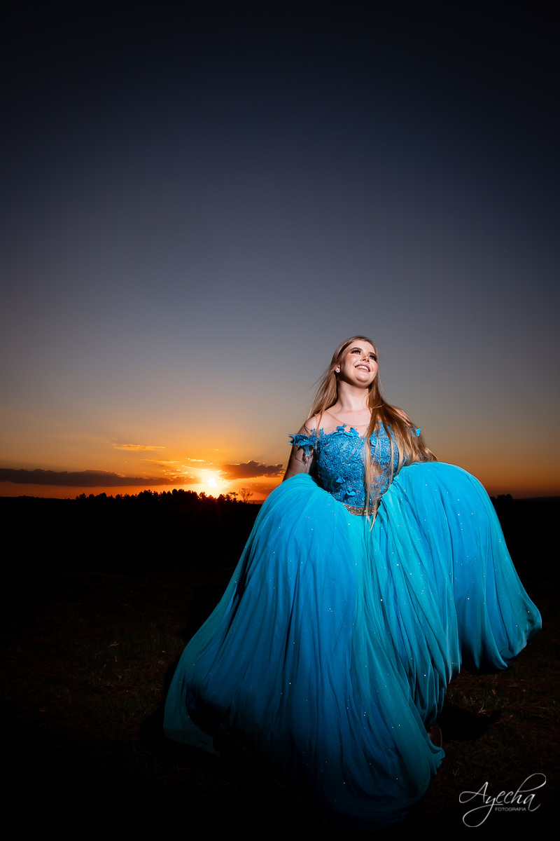 Ensaio debutante coutry, ensaio 15 anos cavalo, ensaio são luiz do purunã, debutar, ensaio princesa; vestido de debutante araucária; ensaio fazenda, jockey clube curitiba, 
