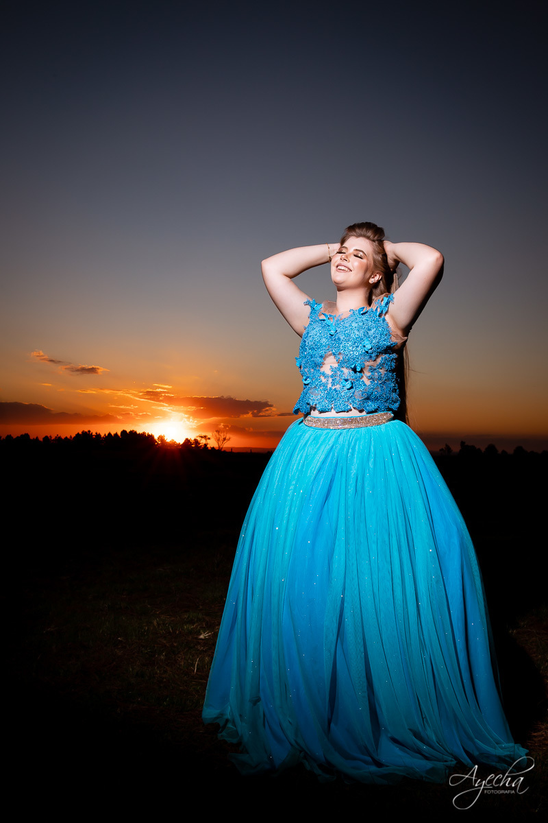Ensaio debutante coutry, ensaio 15 anos cavalo, ensaio são luiz do purunã, debutar, ensaio princesa; vestido de debutante araucária; ensaio fazenda, jockey clube curitiba, 