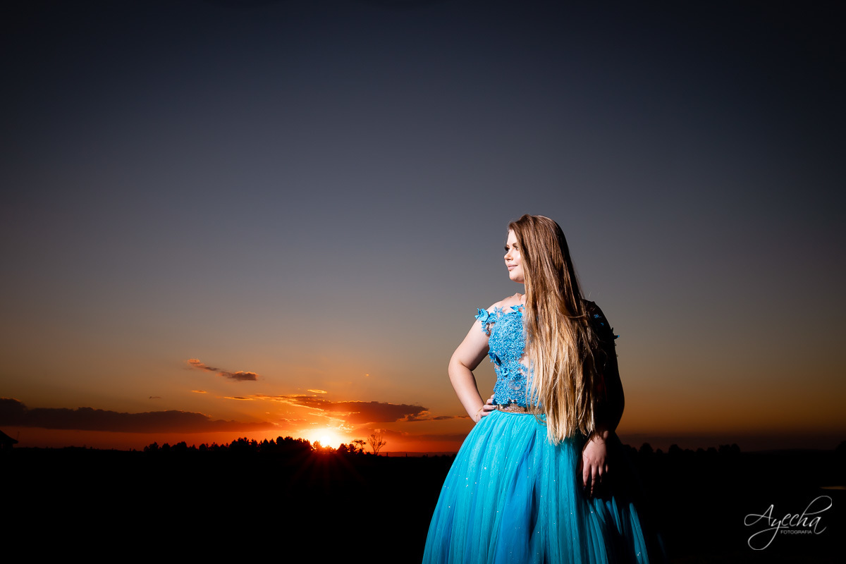 Ensaio debutante coutry, ensaio 15 anos cavalo, ensaio são luiz do purunã, debutar, ensaio princesa; vestido de debutante araucária; ensaio fazenda, jockey clube curitiba, 