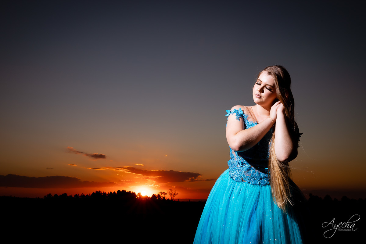 Ensaio debutante coutry, ensaio 15 anos cavalo, ensaio são luiz do purunã, debutar, ensaio princesa; vestido de debutante araucária; ensaio fazenda, jockey clube curitiba, 