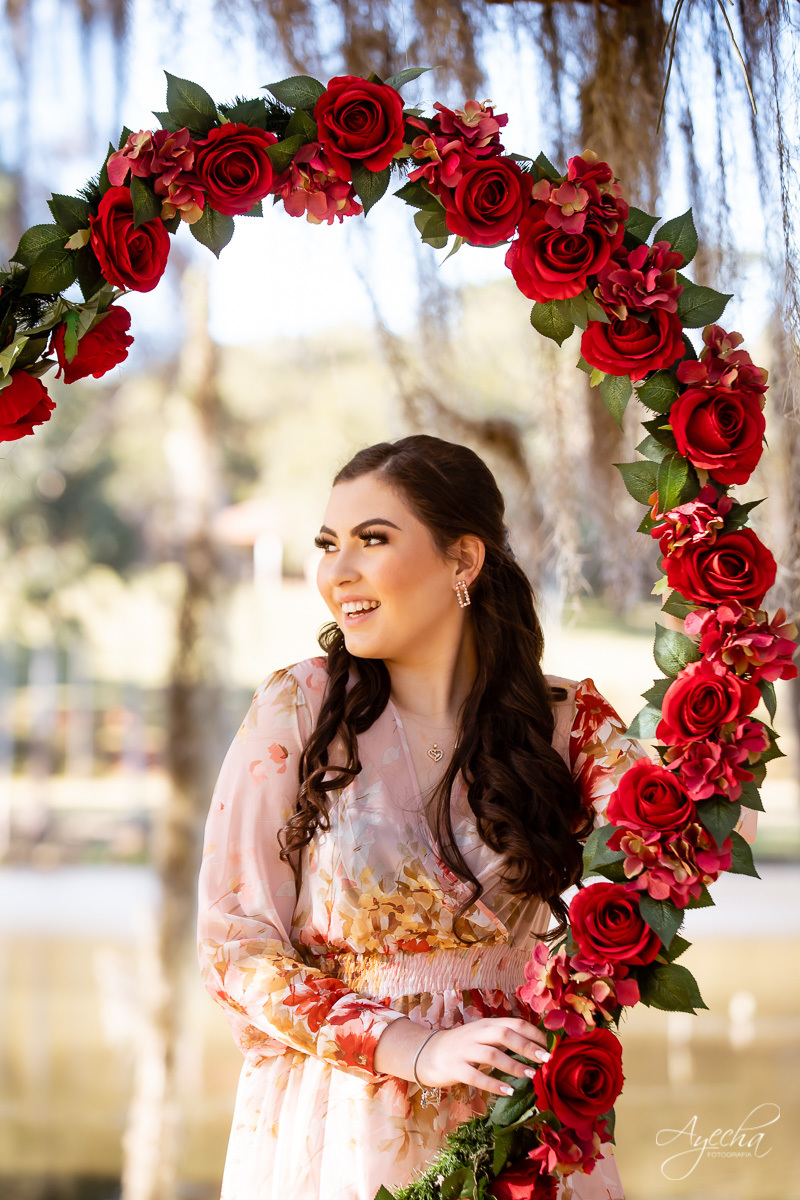 Ensaio 15 anos Curitiba;  São José dos Pinhais; Piraquara;  Debutante Curitiba; Ensaio Teen; Ensaio Celeiro; Ensaio Rústico; xv anos; vestido debutante; ienkot; mc donalds; diabetes; festa 15 anos; melhores fotógrafos curitiba; especialista 15 anos