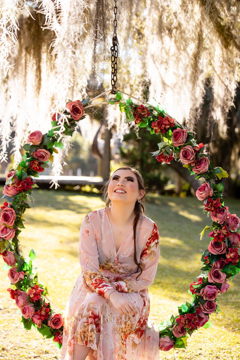 Ensaio 15 anos Curitiba;  São José dos Pinhais; Piraquara;  Debutante Curitiba; Ensaio Teen; Ensaio Celeiro; Ensaio Rústico; xv anos; vestido debutante; ienkot; mc donalds; diabetes; festa 15 anos; melhores fotógrafos curitiba; especialista 15 anos