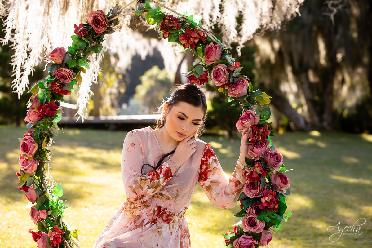 Ensaio 15 anos Curitiba;  São José dos Pinhais; Piraquara;  Debutante Curitiba; Ensaio Teen; Ensaio Celeiro; Ensaio Rústico; xv anos; vestido debutante; ienkot; mc donalds; diabetes; festa 15 anos; melhores fotógrafos curitiba; especialista 15 anos