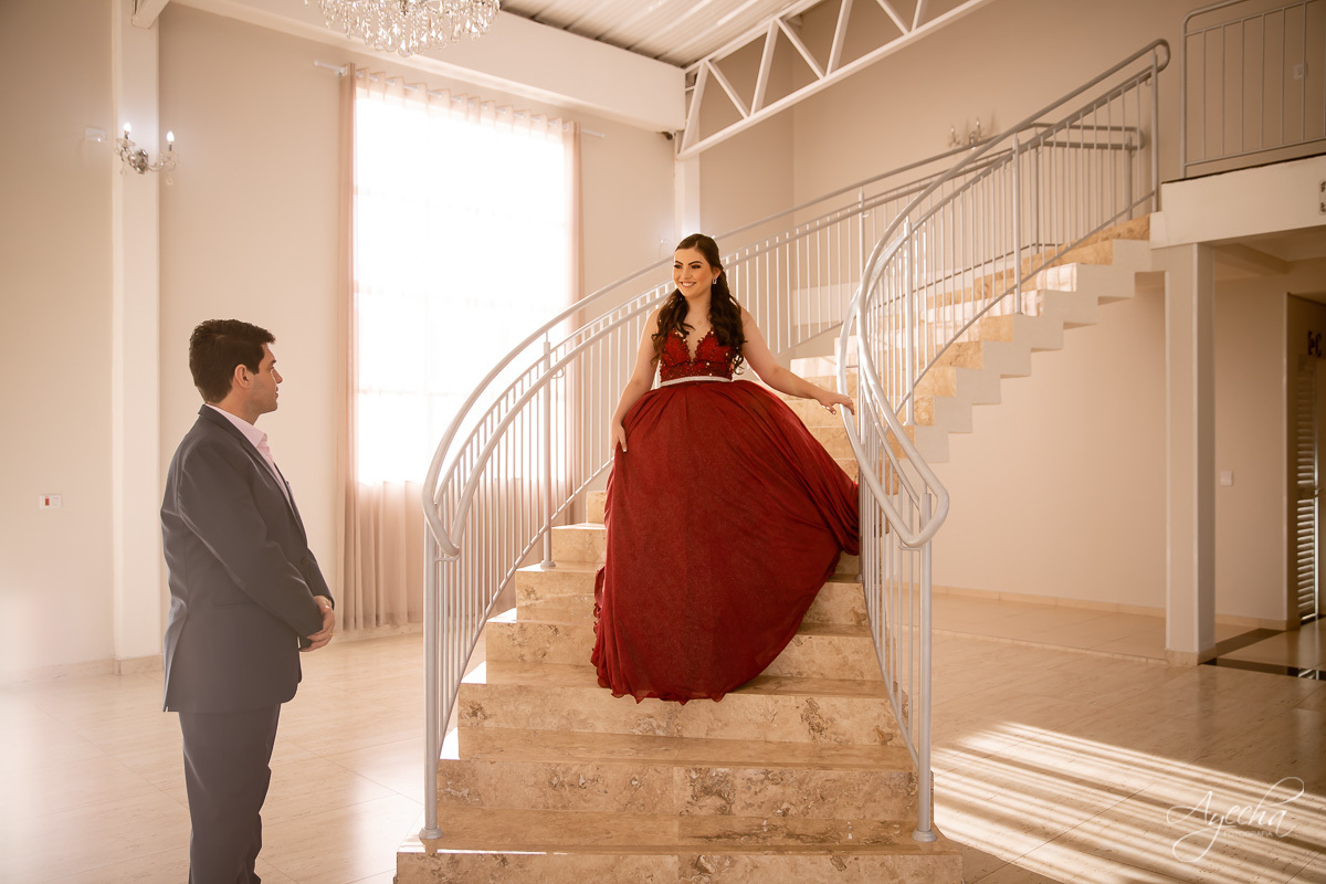 Ensaio 15 anos Curitiba;  São José dos Pinhais; Piraquara;  Debutante Curitiba; Ensaio Teen; Ensaio Celeiro; Ensaio Rústico; xv anos; vestido debutante; ienkot; mc donalds; diabetes; festa 15 anos; melhores fotógrafos curitiba; especialista 15 anos