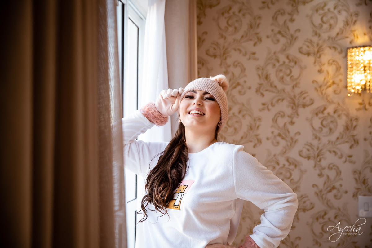 Ensaio 15 anos Curitiba;  São José dos Pinhais; Piraquara;  Debutante Curitiba; Ensaio Teen; Ensaio Celeiro; Ensaio Rústico; xv anos; vestido debutante; ienkot; mc donalds; diabetes; festa 15 anos; melhores fotógrafos curitiba; especialista 15 anos