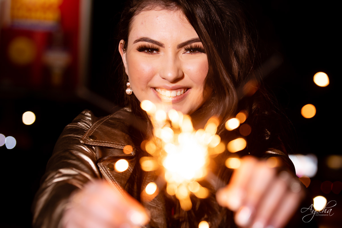 Ensaio 15 anos Curitiba;  São José dos Pinhais; Piraquara;  Debutante Curitiba; Ensaio Teen; Ensaio Celeiro; Ensaio Rústico; xv anos; vestido debutante; ienkot; mc donalds; diabetes; festa 15 anos; melhores fotógrafos curitiba; especialista 15 anos