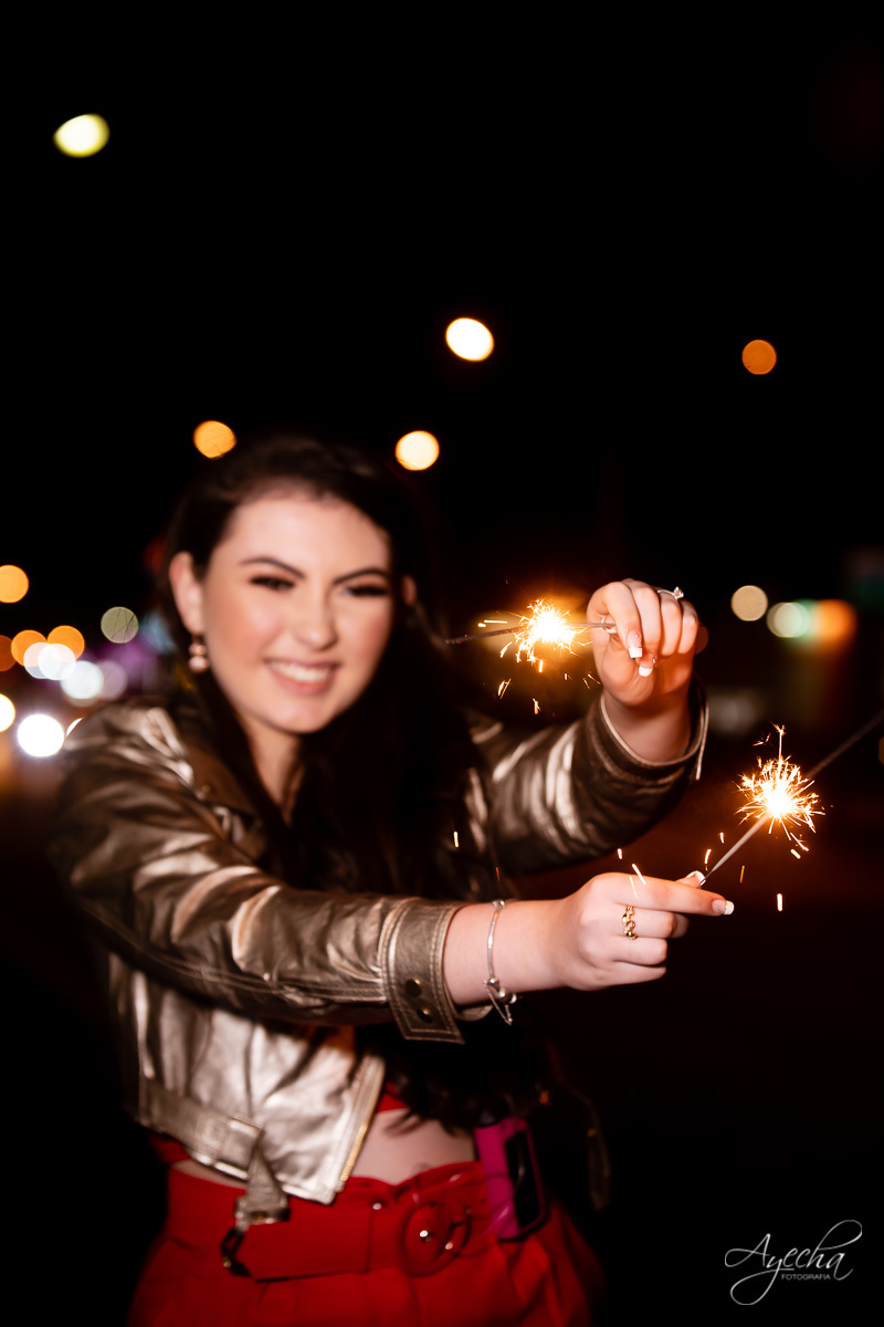 Ensaio 15 anos Curitiba;  São José dos Pinhais; Piraquara;  Debutante Curitiba; Ensaio Teen; Ensaio Celeiro; Ensaio Rústico; xv anos; vestido debutante; ienkot; mc donalds; diabetes; festa 15 anos; melhores fotógrafos curitiba; especialista 15 anos