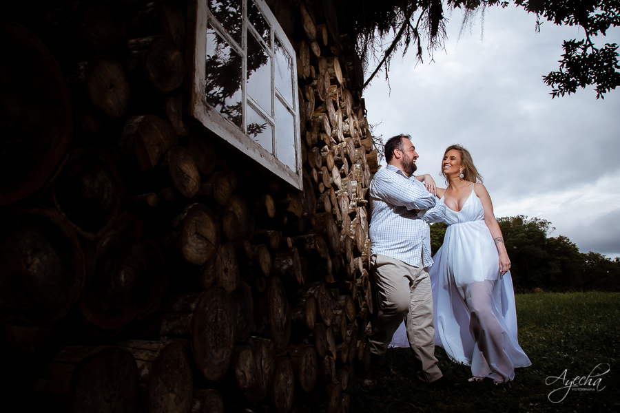 Chácara para ensaios fotográficos em curitiba; chácara ienkot; ensaio de casamento; ensaio rústico; ensaio no celeiro; pré wedding curitiba; casamentos piraquara; casamentos pinhais; melhores fotógrafos de casamento; look para ensaio fotográfico; 