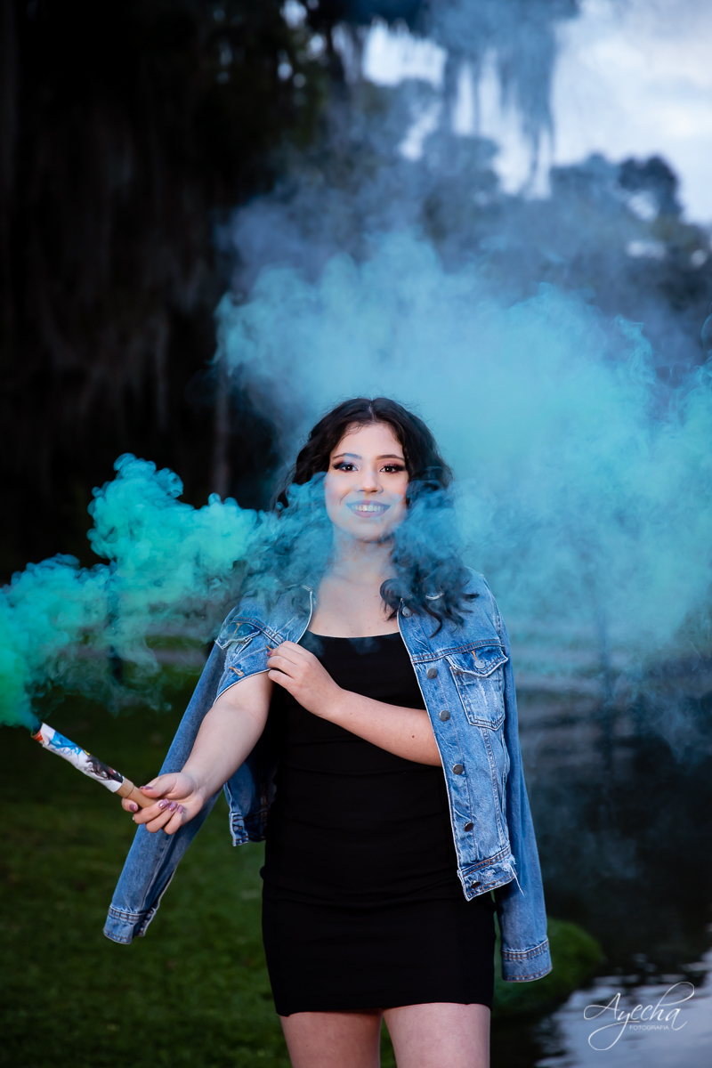 Ensaio no celeiro; ensaio romântico; ensaio delicado; ensaio de debutante; ensaio de 15 anos; book 15 anos curitiba; fotógrafos curitiba; fotógrafos piraquara; lugares para fazer ensaio fotográfico em curitiba; debutantes curitiba; 15 anos curitiba;