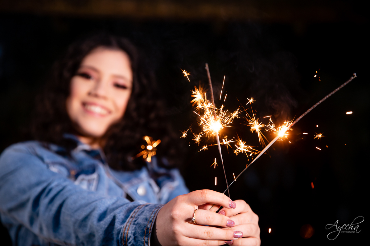 Ensaio no celeiro; ensaio romântico; ensaio delicado; ensaio de debutante; ensaio de 15 anos; book 15 anos curitiba; fotógrafos curitiba; fotógrafos piraquara; lugares para fazer ensaio fotográfico em curitiba; debutantes curitiba; 15 anos curitiba;