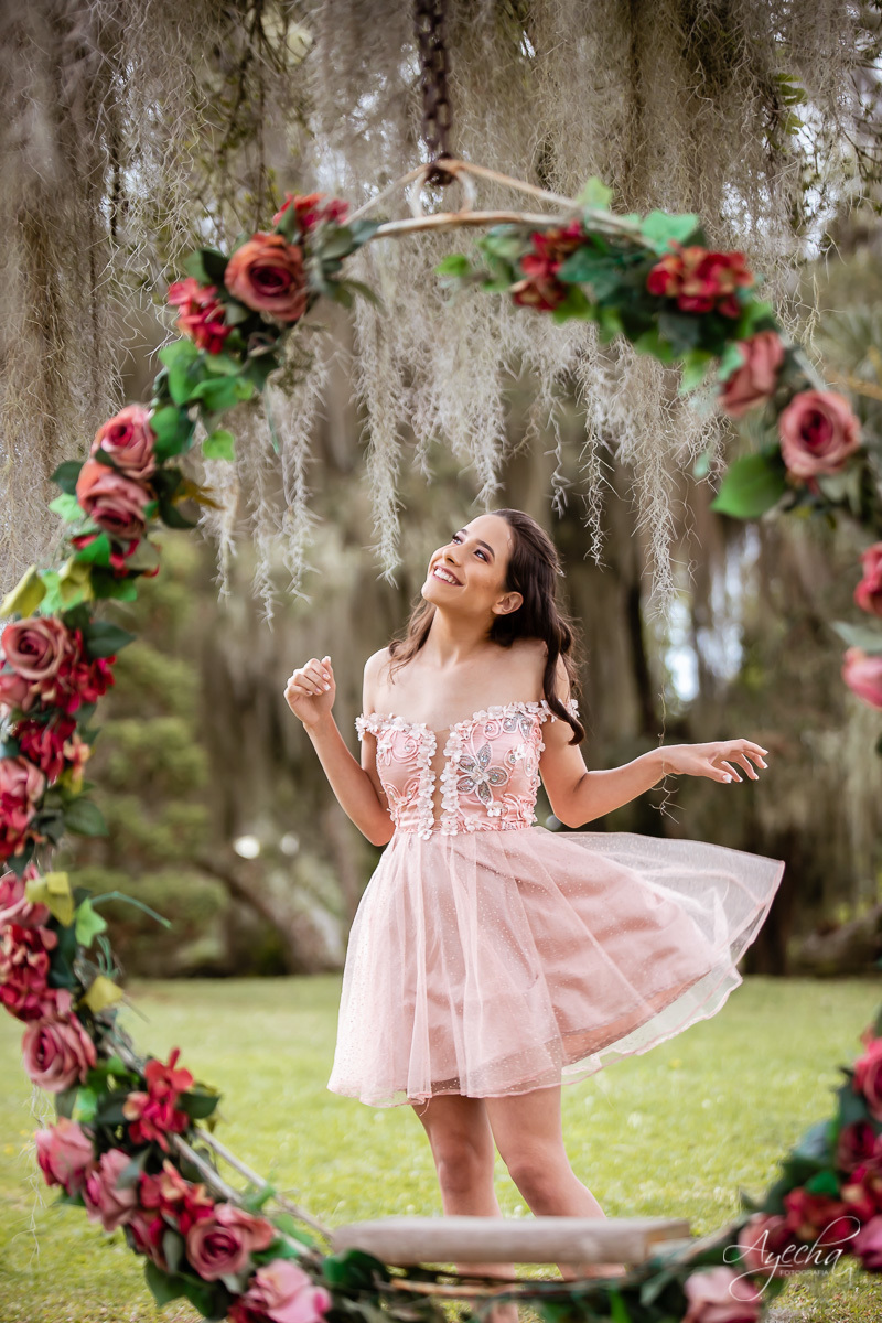 15 anos curitiba; vestido de debutante; 15 anos são josé dos pinhais; fotógrafos curitiba; ensaio romântico; ensaio delicado; debutante curitiba; book 15 anos; ensaio 15 anos; ensaio debutante; curitiba; piraquara; princesa; colombo; 