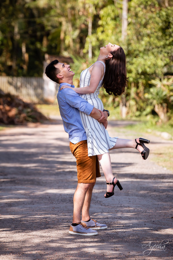 ensaio de casal morretes antonina; fotógrafos curitiba; fotógrafos morretes; fotógrafo piraquara; ensaio de casamento; book de casamento; ensaio trilho trem; ensaio por do sol; pré wedding; deborah ayecha fotografia; casamentos curitiba; noivas; zankyou;