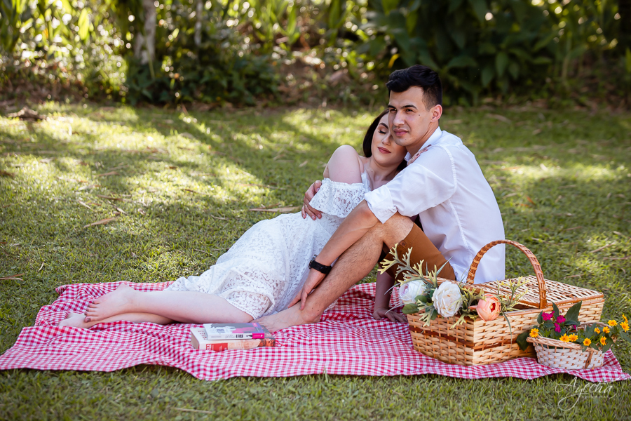 ensaio de casal morretes antonina; fotógrafos curitiba; fotógrafos morretes; fotógrafo piraquara; ensaio de casamento; book de casamento; ensaio trilho trem; ensaio por do sol; pré wedding; deborah ayecha fotografia; casamentos curitiba; noivas; zankyou;