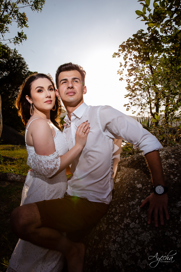 ensaio de casal morretes antonina; fotógrafos curitiba; fotógrafos morretes; fotógrafo piraquara; ensaio de casamento; book de casamento; ensaio trilho trem; ensaio por do sol; pré wedding; deborah ayecha fotografia; casamentos curitiba; noivas; zankyou;