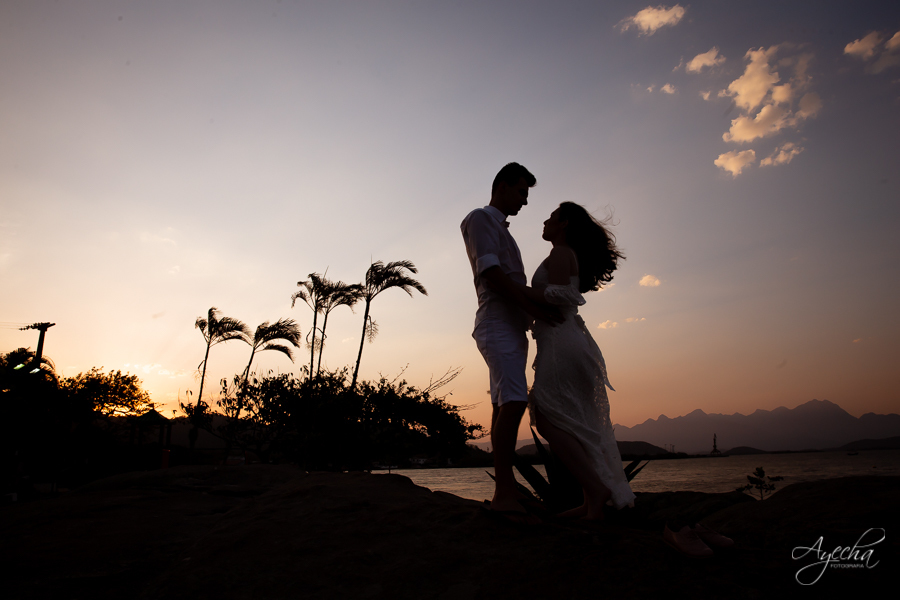 ensaio de casal morretes antonina; fotógrafos curitiba; fotógrafos morretes; fotógrafo piraquara; ensaio de casamento; book de casamento; ensaio trilho trem; ensaio por do sol; pré wedding; deborah ayecha fotografia; casamentos curitiba; noivas; zankyou;