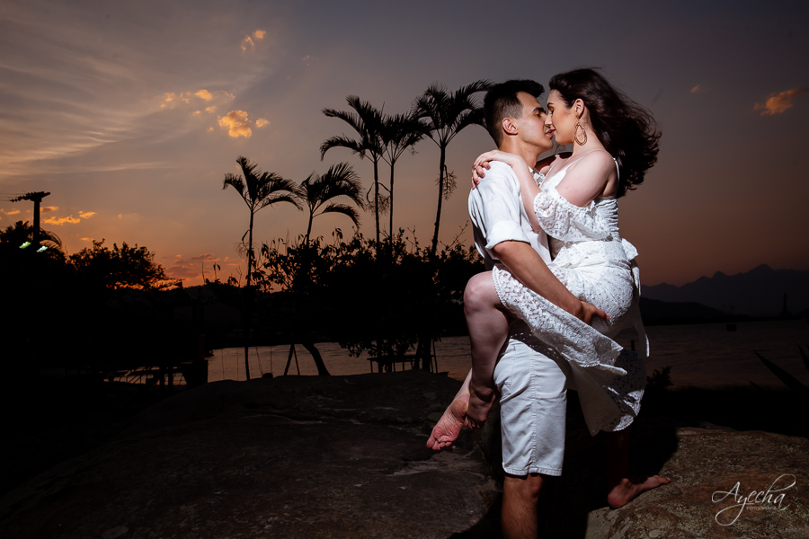 ensaio de casal morretes antonina; fotógrafos curitiba; fotógrafos morretes; fotógrafo piraquara; ensaio de casamento; book de casamento; ensaio trilho trem; ensaio por do sol; pré wedding; deborah ayecha fotografia; casamentos curitiba; noivas; zankyou;