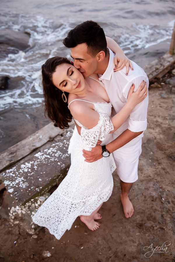 ensaio de casal morretes antonina; fotógrafos curitiba; fotógrafos morretes; fotógrafo piraquara; ensaio de casamento; book de casamento; ensaio trilho trem; ensaio por do sol; pré wedding; deborah ayecha fotografia; casamentos curitiba; noivas; zankyou;