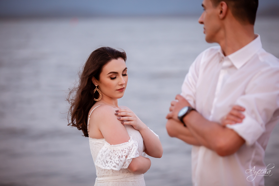 ensaio de casal morretes antonina; fotógrafos curitiba; fotógrafos morretes; fotógrafo piraquara; ensaio de casamento; book de casamento; ensaio trilho trem; ensaio por do sol; pré wedding; deborah ayecha fotografia; casamentos curitiba; noivas; zankyou;