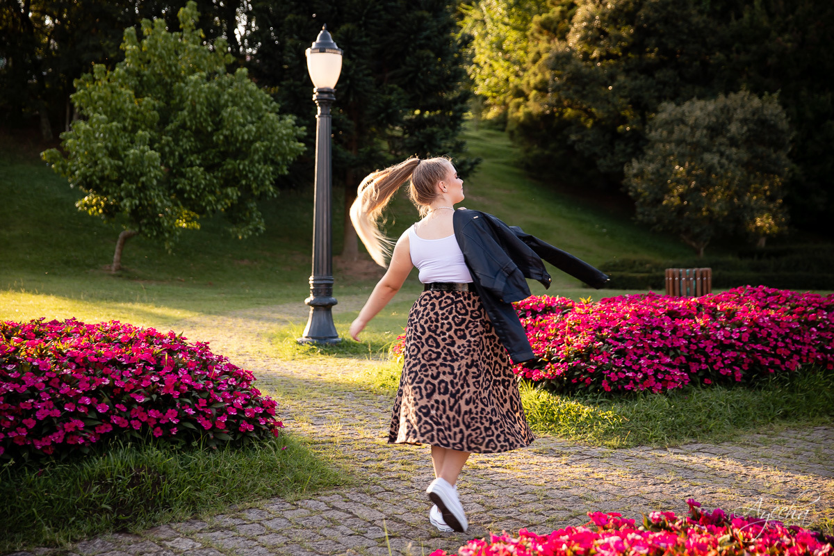 Ensaio 15 anos; Fotografa Piraquara; Fotografa Curitiba; Inspiração 15 anos; Debutante Curitiba; Ensaio Look; 15 anos Curitiba; Ensaio Time;