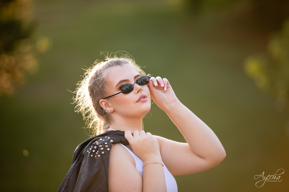 Ensaio 15 anos; Fotografa Piraquara; Fotografa Curitiba; Inspiração 15 anos; Debutante Curitiba; Ensaio Look; 15 anos Curitiba; Ensaio Time;