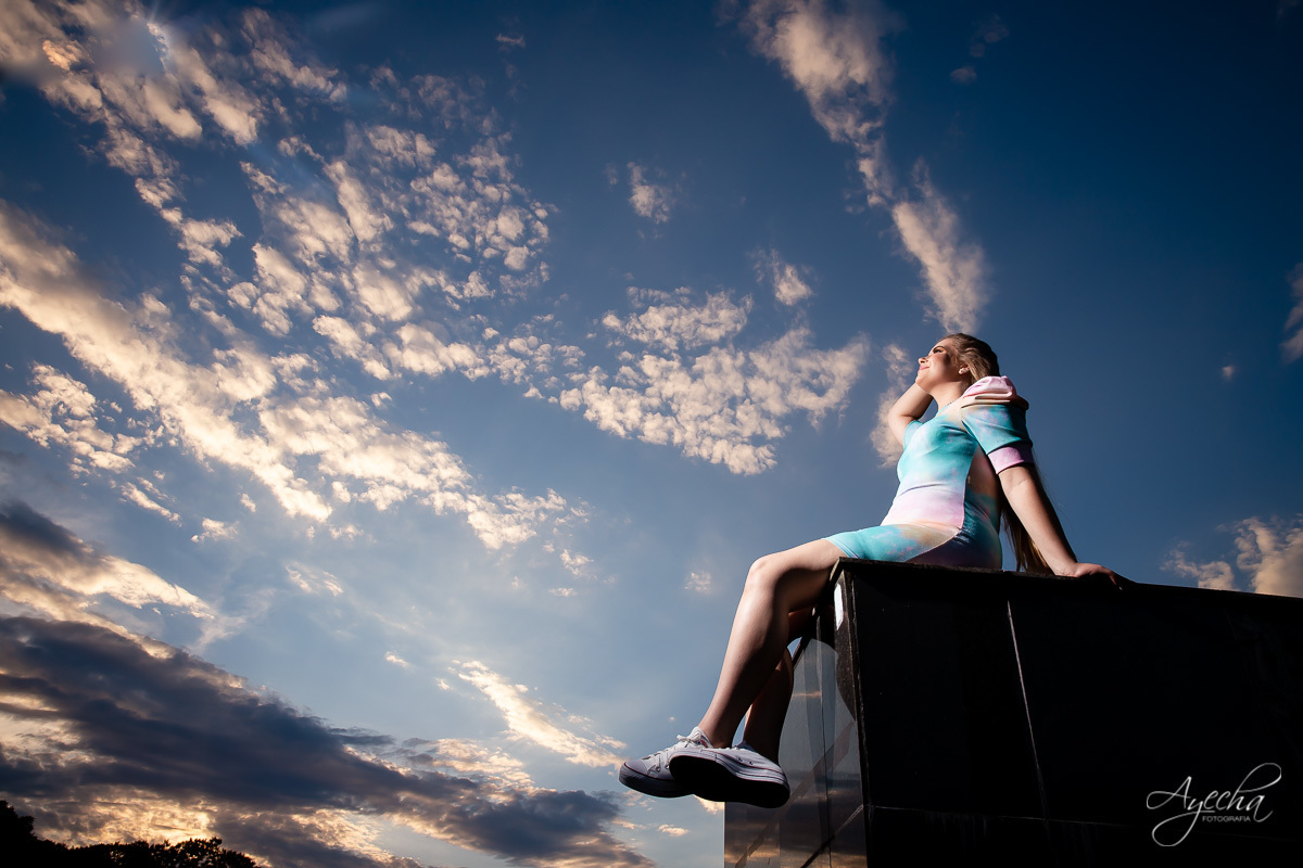 Ensaio 15 anos; Fotografa Piraquara; Fotografa Curitiba; Inspiração 15 anos; Debutante Curitiba; Ensaio Look; 15 anos Curitiba; Ensaio Time;