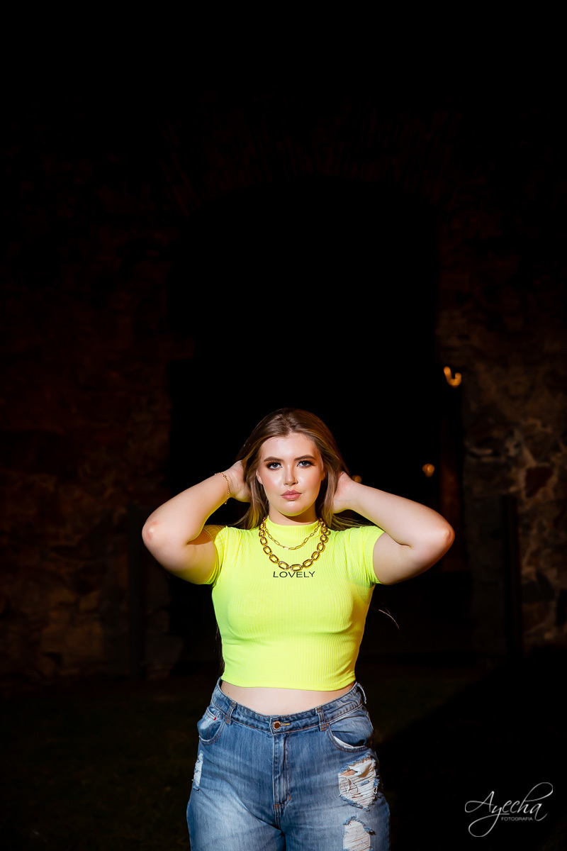 Ensaio 15 anos; Fotografa Piraquara; Fotografa Curitiba; Inspiração 15 anos; Debutante Curitiba; Ensaio Look; 15 anos Curitiba; Ensaio Time;