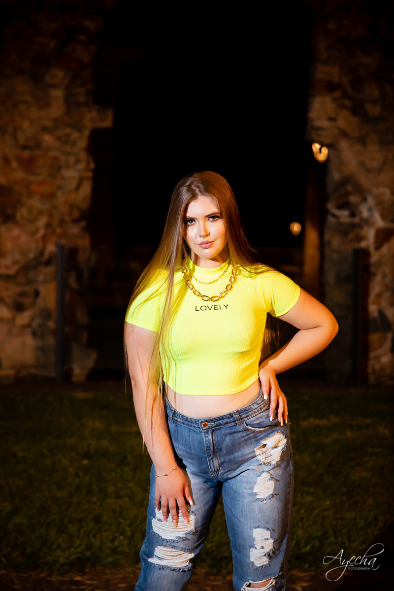 Ensaio 15 anos; Fotografa Piraquara; Fotografa Curitiba; Inspiração 15 anos; Debutante Curitiba; Ensaio Look; 15 anos Curitiba; Ensaio Time;