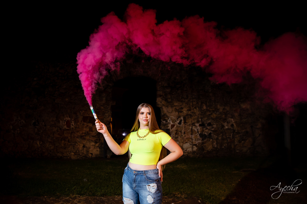 Ensaio 15 anos; Fotografa Piraquara; Fotografa Curitiba; Inspiração 15 anos; Debutante Curitiba; Ensaio Look; 15 anos Curitiba; Ensaio Time;